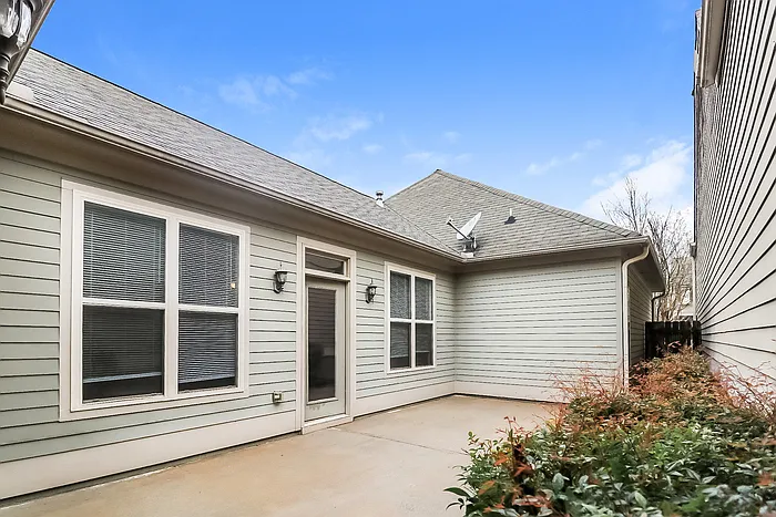 229 Highland Village Ln — Photo 15
