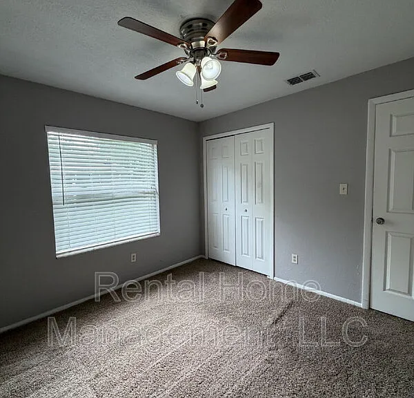 100 Sweet Gum Ct — Photo 8
