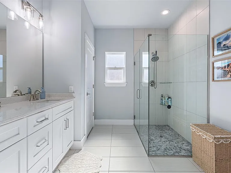 13 Lemay Pl — Photo 36