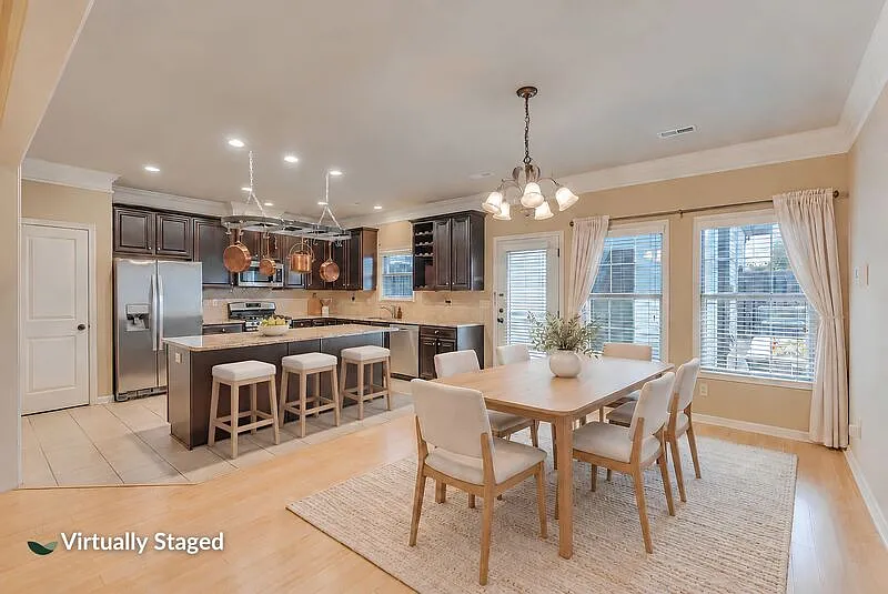 3 bed, 2.5 bath, 1673 sqft, $1,800 — Photo 3