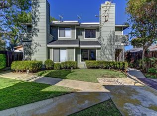 334 Ogle St #3, Costa Mesa, CA 92627