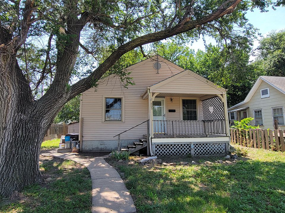 1st image of 805 W Marlin St