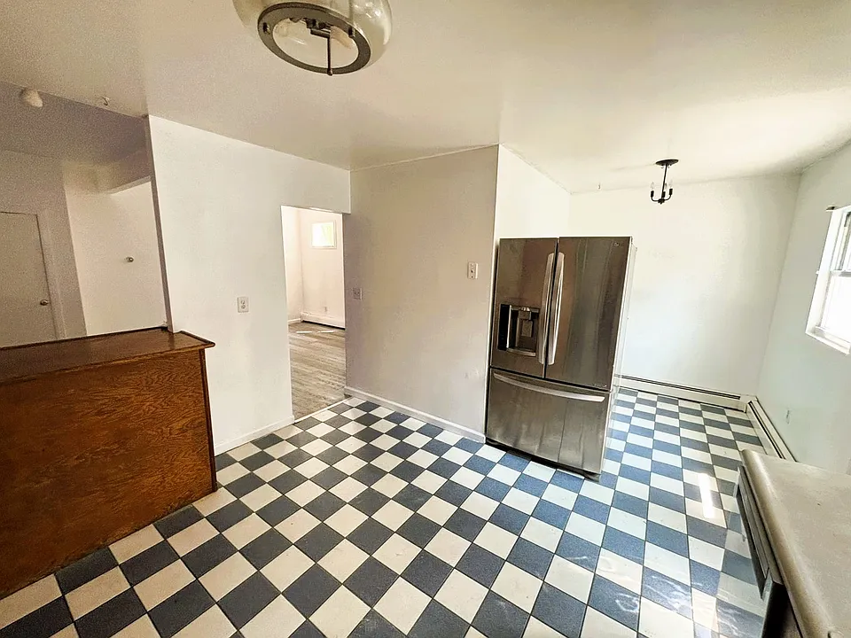 11 Old Lake Rd #11