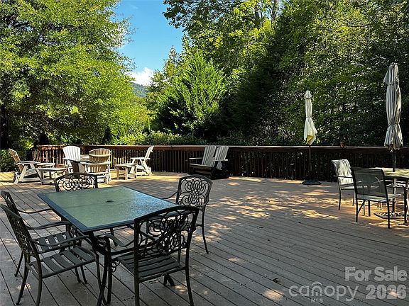 2nd image of 133 Cornell Cir