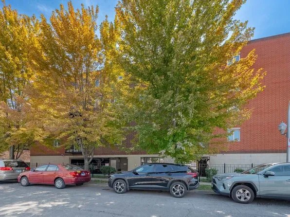 475 W 24th St APT 2A, Chicago, IL 60616