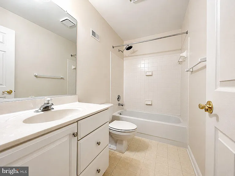 20937 Cox Mills Ct — Photo 24