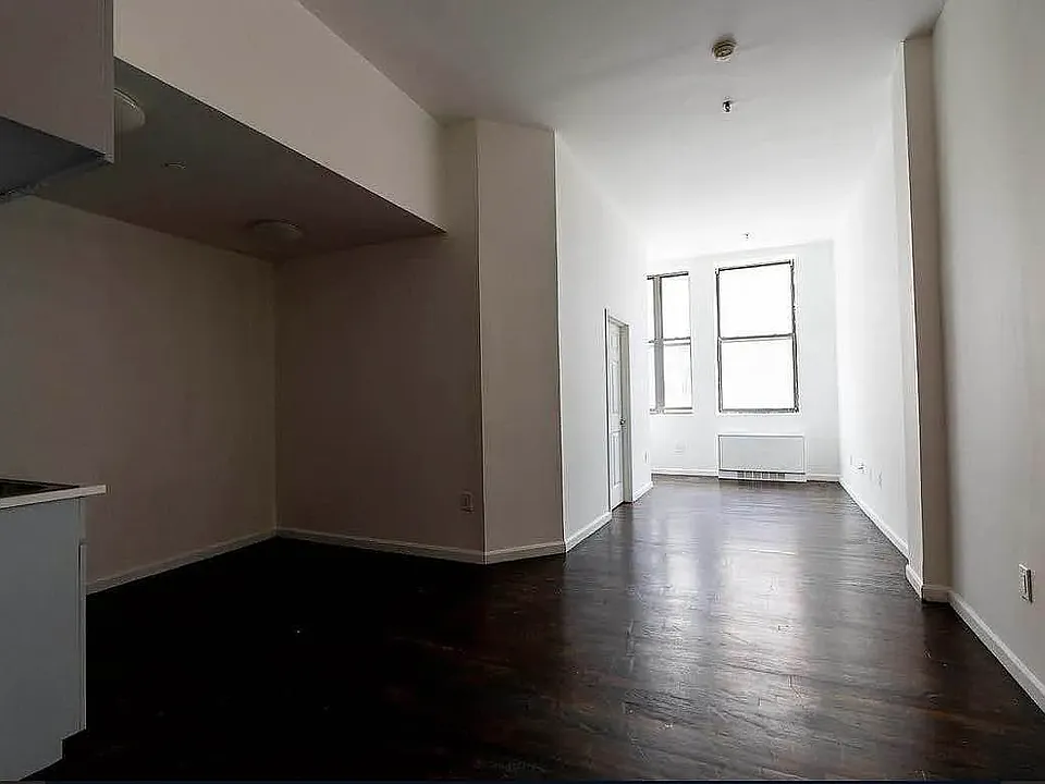 15 Lawton St #2