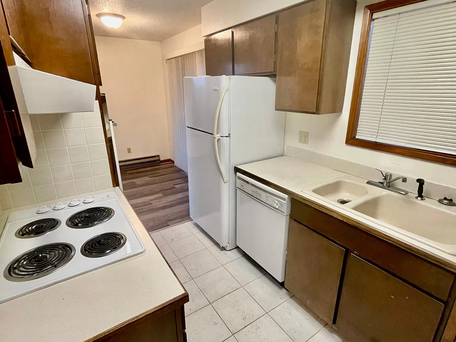 10042 SW Garrett St — Photo 4
