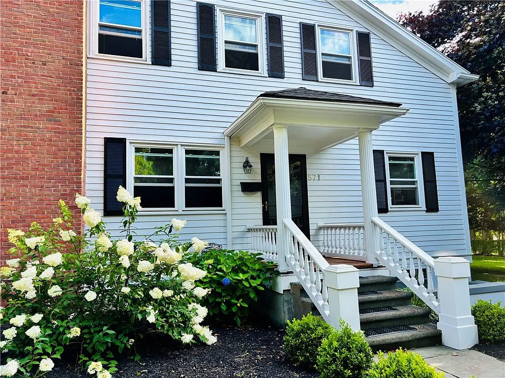 2 bed, 1.5 bath, 1174 sqft, $3,500 — Photo 2