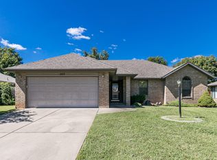 203 S Hemlock Ave, Springfield, MO 65802