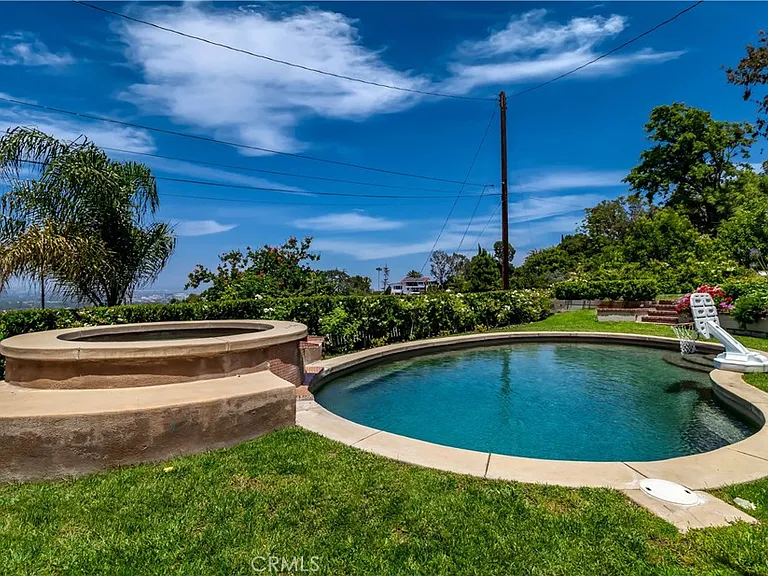 3546 Berry Dr — Photo 38