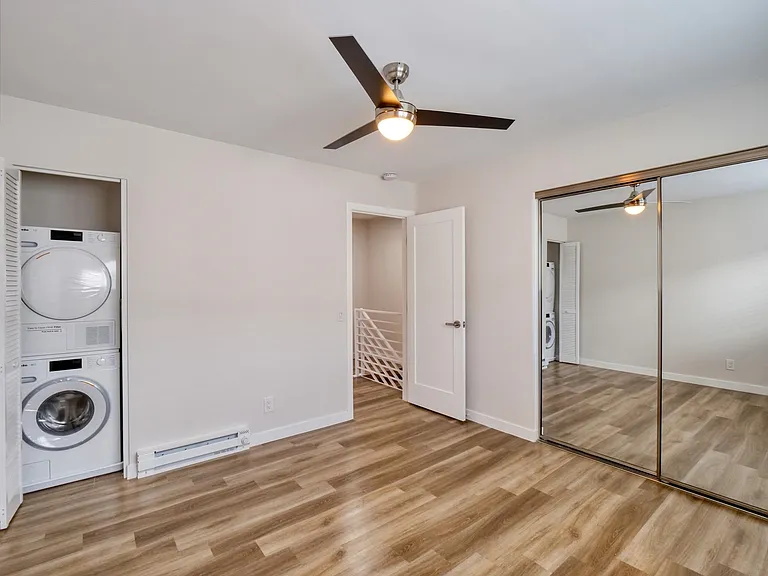 2106 Manhattan Beach Blvd — Photo 26