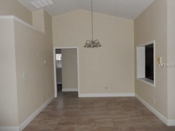 5th image of 3820 Blackberry Cir
