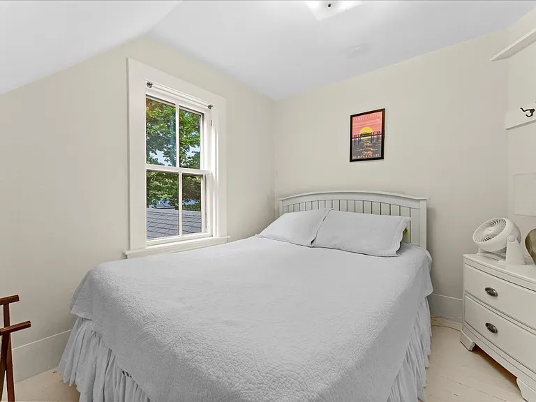 44 Stetson Pl — Photo 41