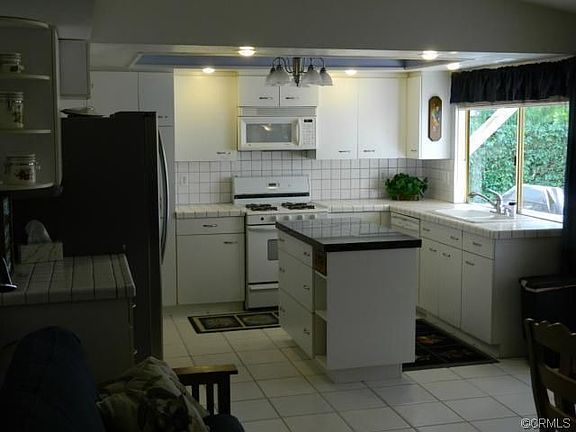 4th image of 15181 Nantes Cir