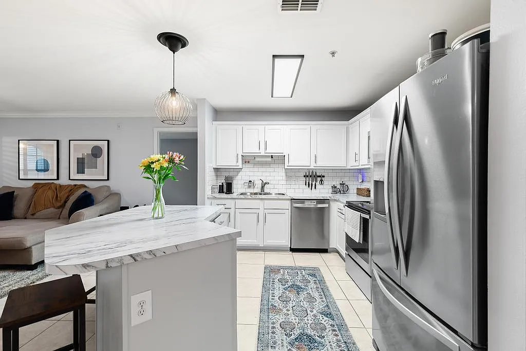 Building Photo - 3591 Kernan Blvd S #612