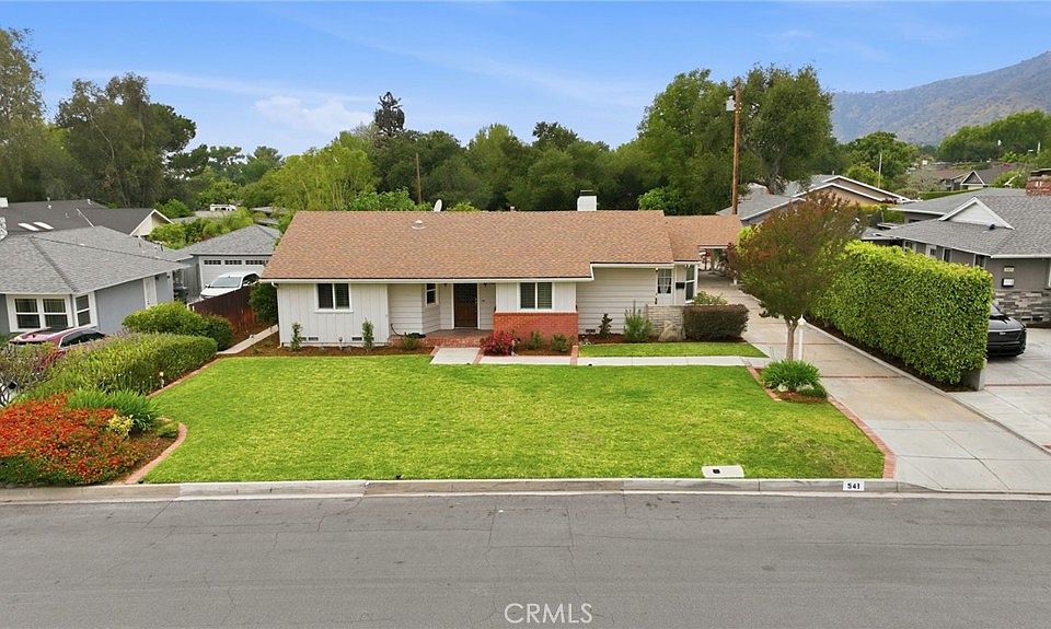1st image of 543 Ranch Ln
