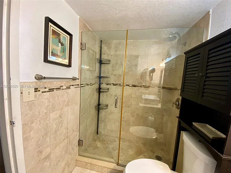 17011 N Bay Rd #304 — Photo 7