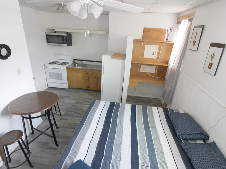 803 Upson Dr #5 — Photo 4