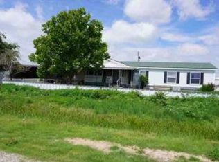 306 S Dreier Ave, Happy, TX 79042
