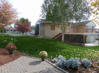 204 S 39th Ave, Yakima, WA 98902
