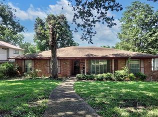 4837 Ashbrook Rd, Dallas, TX 75227