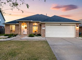 1903 Lantana Spring Ln, Pearland, TX 77581
