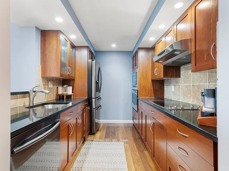 492 Beacon St #36 — Photo 11