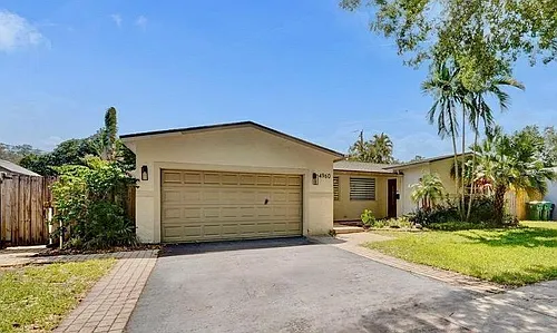4960 SW 89th Ave Photo 1