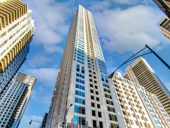 33 W Ontario St APT 25H, Chicago, IL 60654