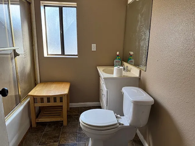 1086 Playground Dr — Photo 16