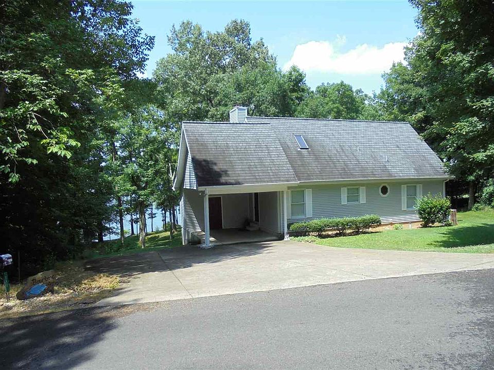 2nd image of 390 Peninsula Dr