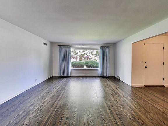 5th image of 6644 N Kenton Ave