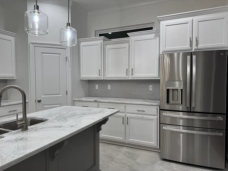 107 Lilian Ln #107 — Photo 2