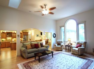 6115 NW Rosewood Dr, Corvallis, OR 97330