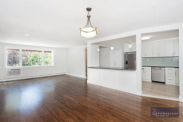 Rented by Brownstone Real Estate | media 34