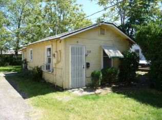 2123 East St, Redding, CA 96001