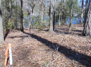 13 Parklin Ln, Elloree, SC 29047