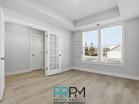 5th image of 2 Thornfield Dr #2