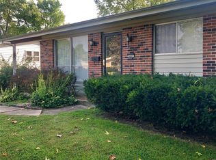 680 Pelican Ln, Florissant, MO