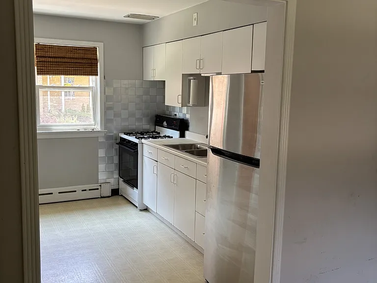 928 Harlem Ave #928 — Photo 7