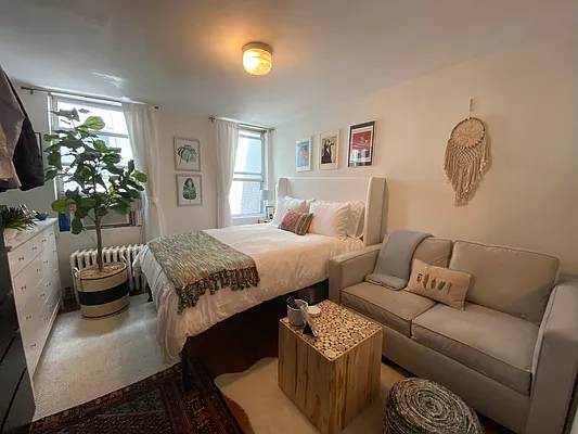 Rented by Village Living Realty | media 1