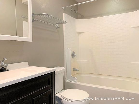 4th image of 1028 S 30th St Unit A