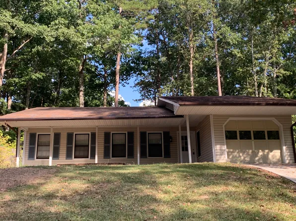 4065 Woodland Dr NW, Kennesaw, GA 30152