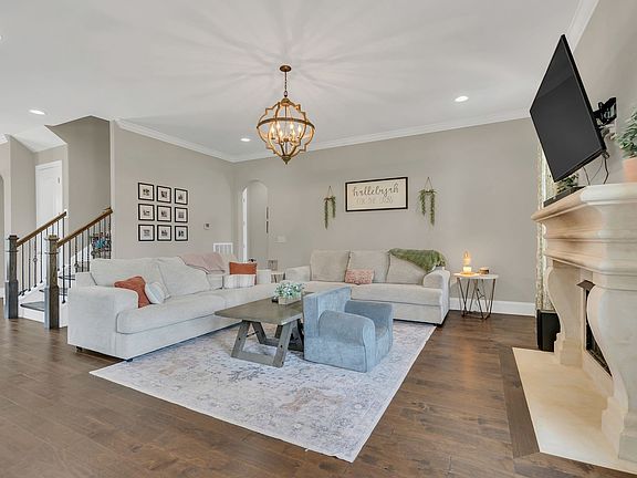 5th image of 7121 Springwater St