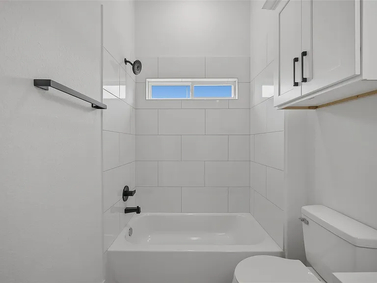 7900 Bowen St #A — Photo 22