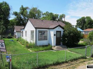 241 E Pine St, Riverton, WY 82501