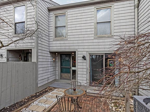 3rd image of 3172 Walden Ravines