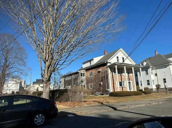 11 Orchard St, Taunton, MA 02780