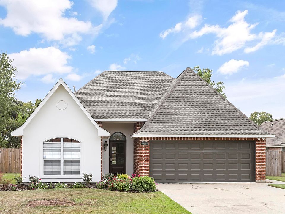 1st image of 38097 Cove Ct